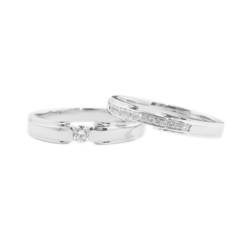 10K Love Themed Couple Rings - Enchanting Engagement and Wedding Bands