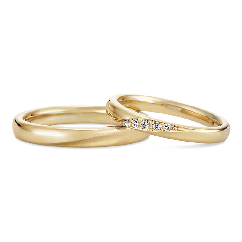 Diamond-encrusted 10K gold couple rings, exquisitely crafted, the first choice gift for Valentines Day and anniversary