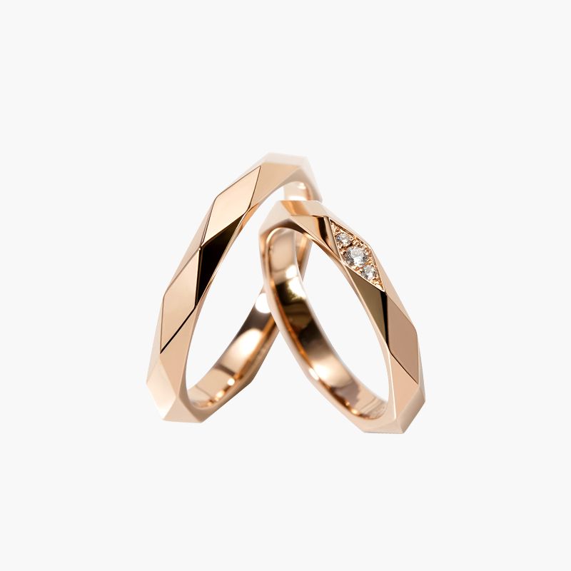 Enduring Elegance: Pure 14K Gold Plated Couple Rings with Interlocking Design for Weddings