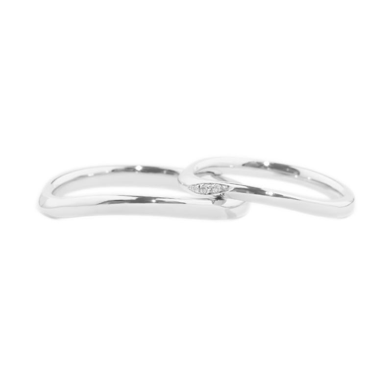 Curvaceous 10K Couples Bands - Wedding, Engagement, and Celebration Gift