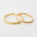 Hand-in-Hand Style 10K Karat Gold Unisex Promise Rings