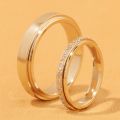 Celtic Knot Patterned 14K Gold with PT950 Inner Band Wedding Rings